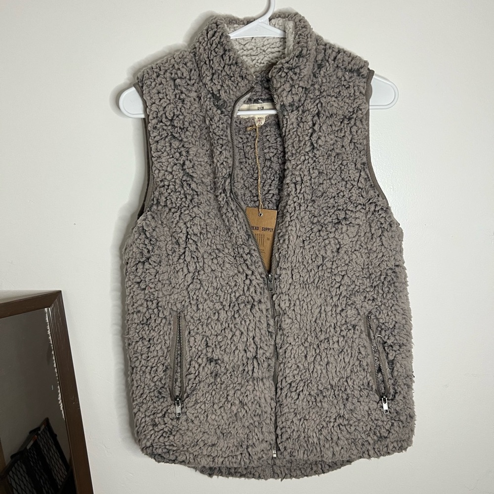 Thread & Supply Size S Faux Fur Vest NWT